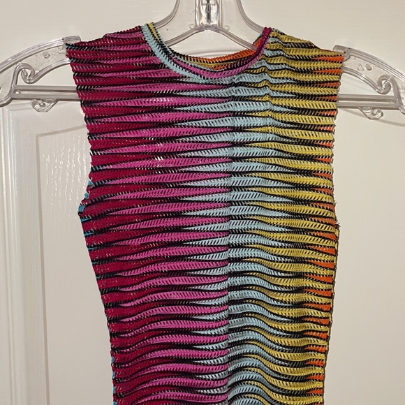 Mesh bodycon dress - Picture 3 of 5